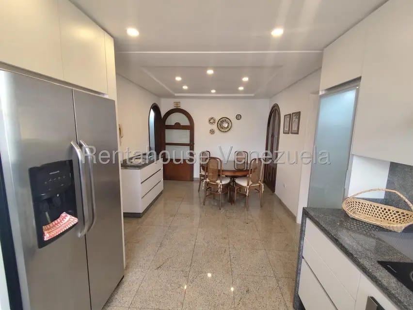 Apartamento (1 Nivel) en Alquiler en Colinas de Bello Monte, Distrito Metropolitano - 65