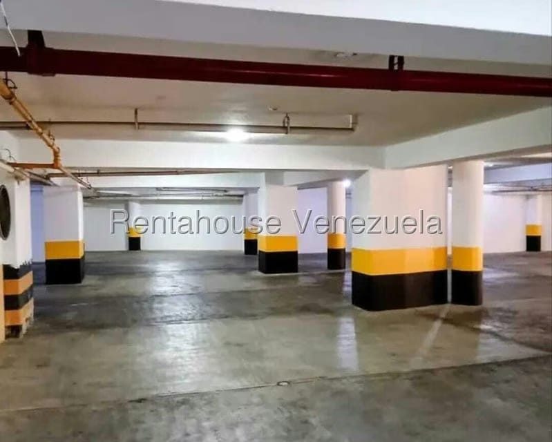 Apartamento (1 Nivel) en Venta en Prebo I, Carabobo - 12