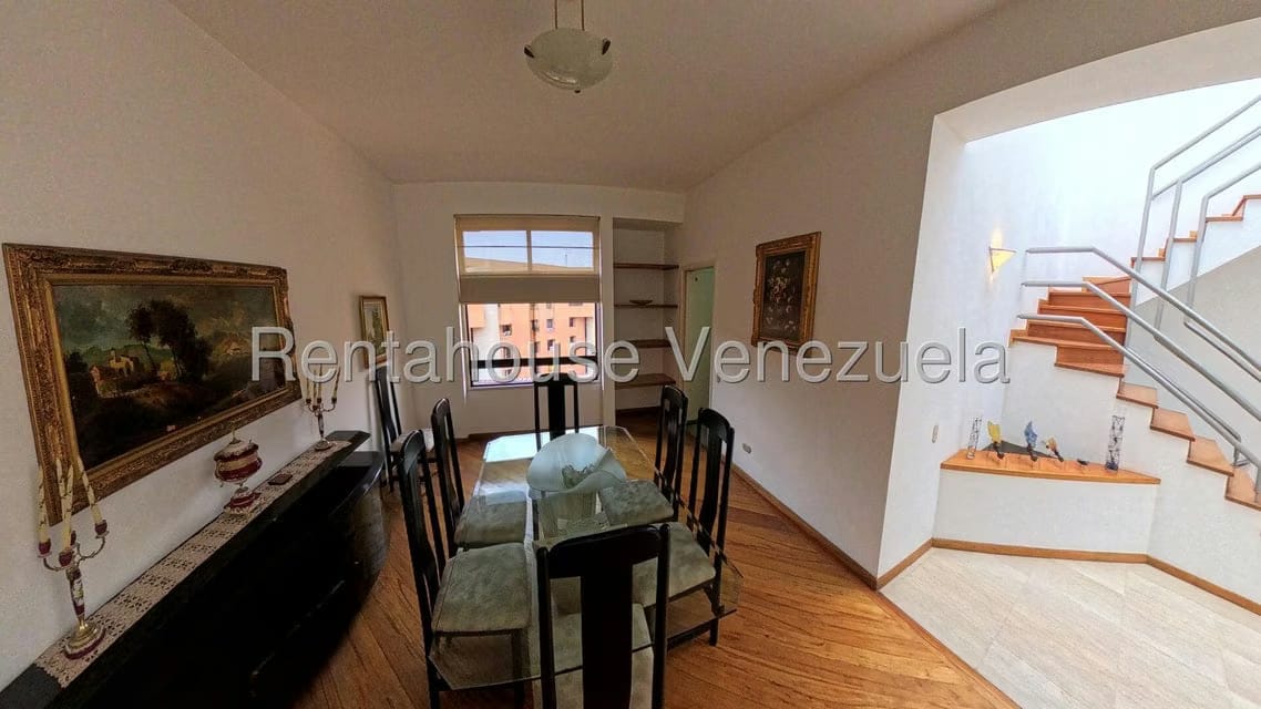 Apartamento (Multiples Niveles) en Venta en Los Samanes, Distrito Metropolitano - 2