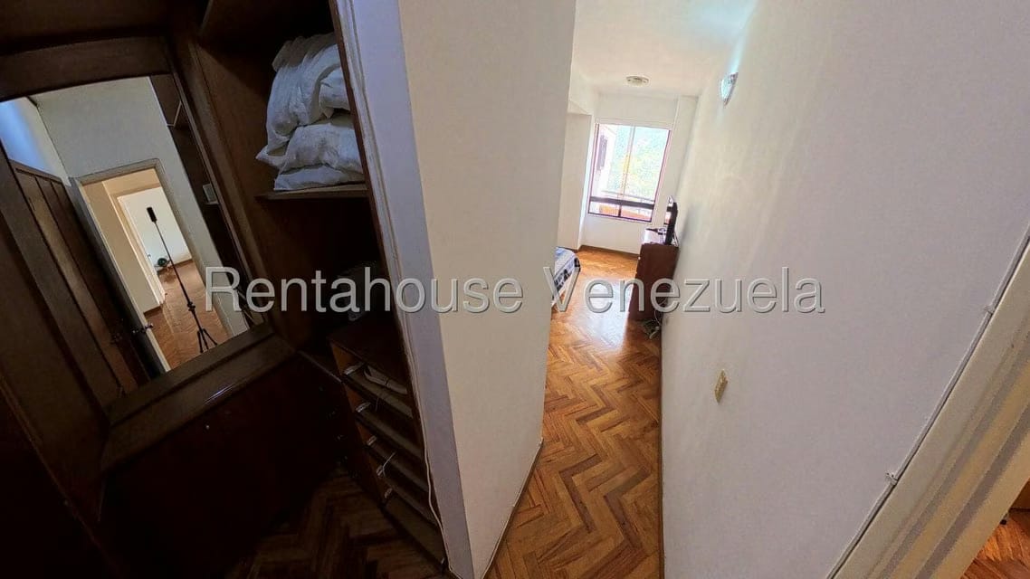 Apartamento (Multiples Niveles) en Venta en Los Samanes, Distrito Metropolitano - 12