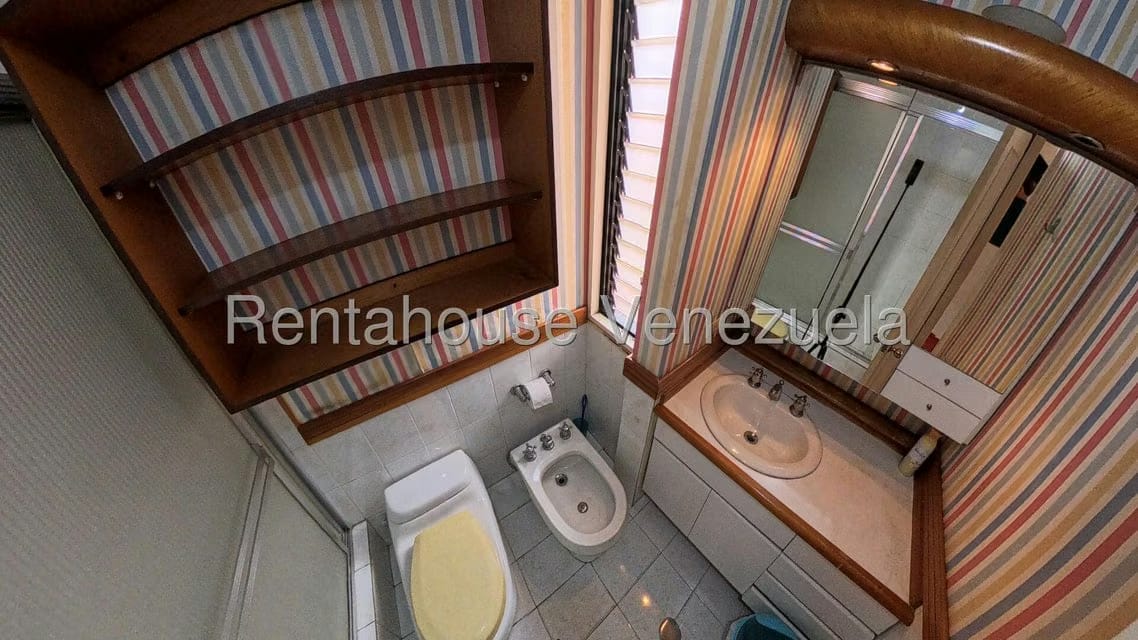Apartamento (Multiples Niveles) en Venta en Los Samanes, Distrito Metropolitano - 13
