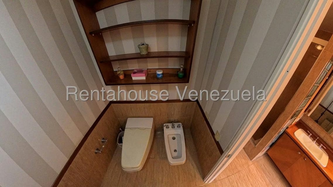 Apartamento (Multiples Niveles) en Venta en Los Samanes, Distrito Metropolitano - 15