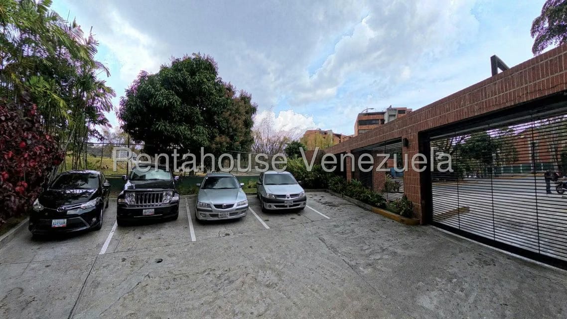 Apartamento (Multiples Niveles) en Venta en Los Samanes, Distrito Metropolitano - 34
