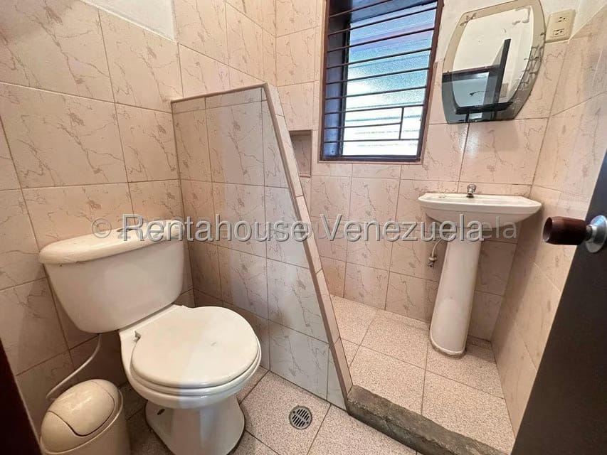 Comercial (Posada) en Venta en Centro, Lara - 15