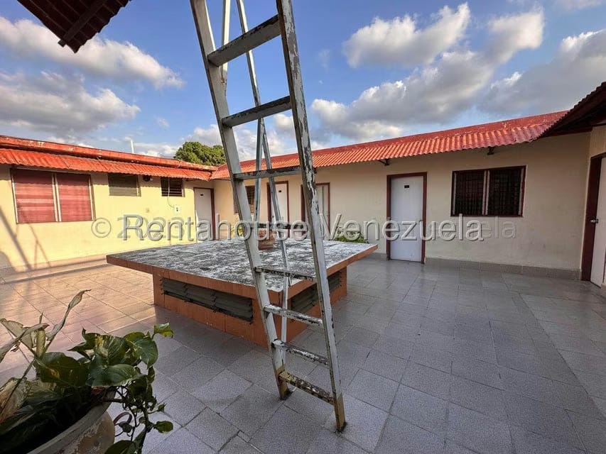 Comercial (Posada) en Venta en Centro, Lara - 24