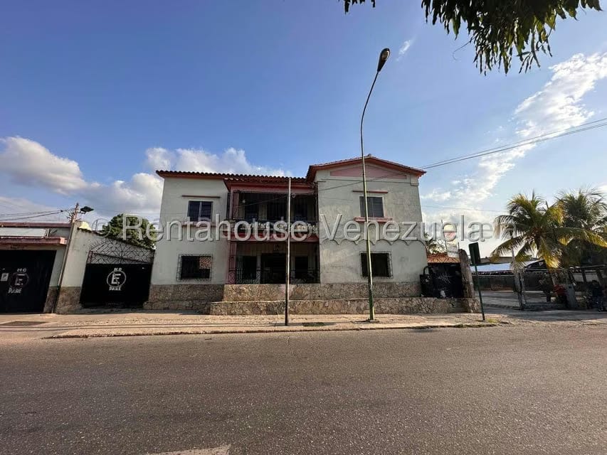 Comercial (Posada) en Venta en Centro, Lara - 27