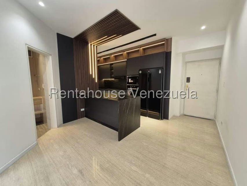 Apartamento (1 Nivel) en Alquiler en Campo Alegre, Distrito Metropolitano - 17