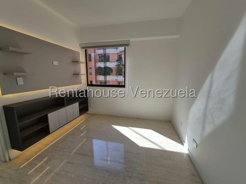 Apartamento (1 Nivel) en Alquiler en Campo Alegre, Distrito Metropolitano - 18