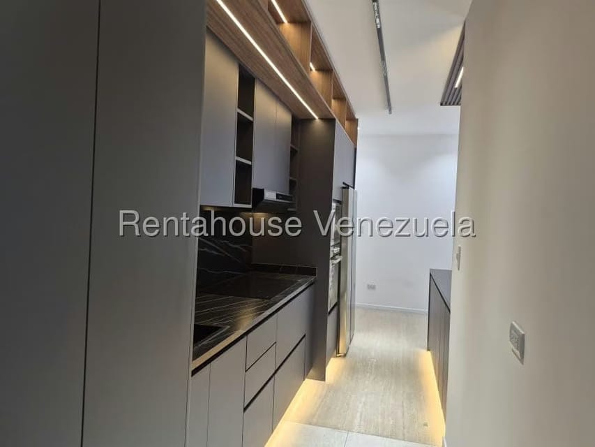 Apartamento (1 Nivel) en Alquiler en Campo Alegre, Distrito Metropolitano - 9