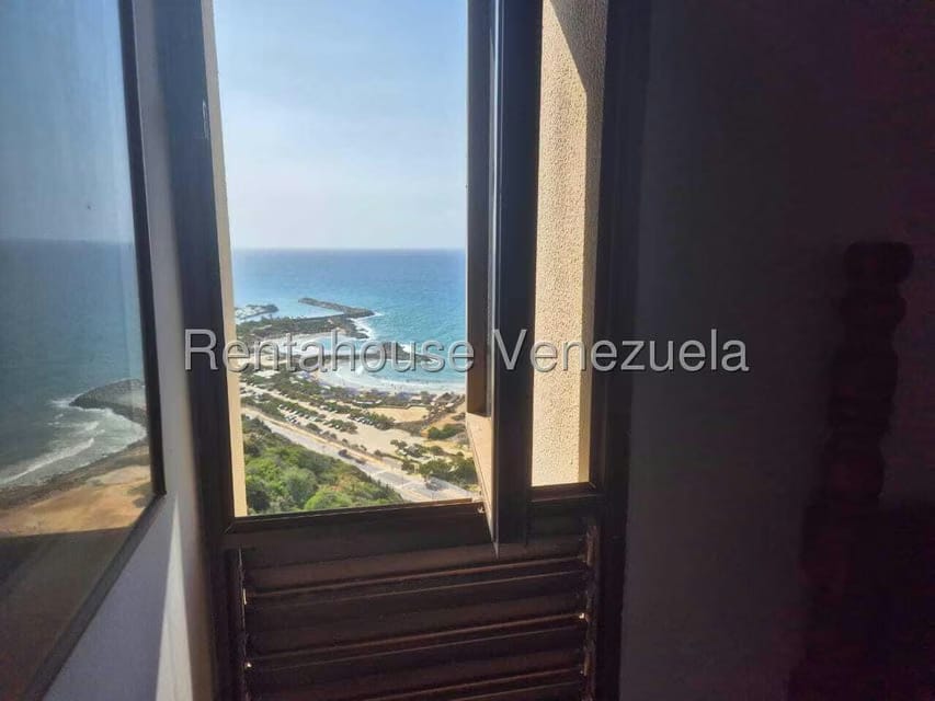 Apartamento (Penthouse) en Venta en Playa Grande, Vargas - 32