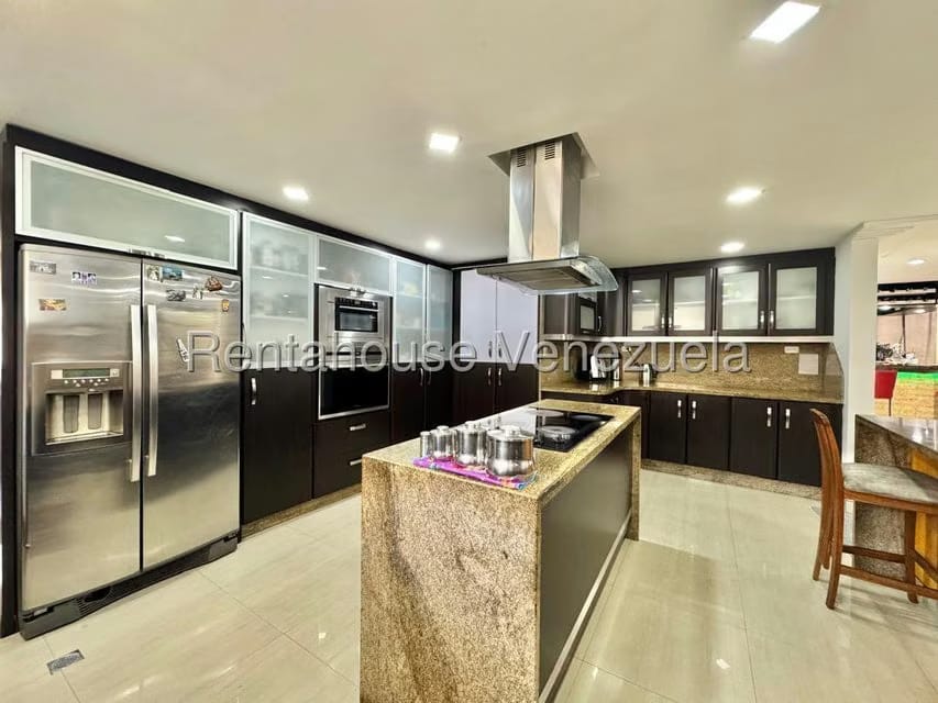 Apartamento (Penthouse) en Venta en La Urbina, Distrito Metropolitano - 14