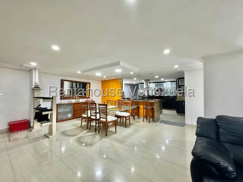 Apartamento (Penthouse) en Venta en La Urbina, Distrito Metropolitano - 22