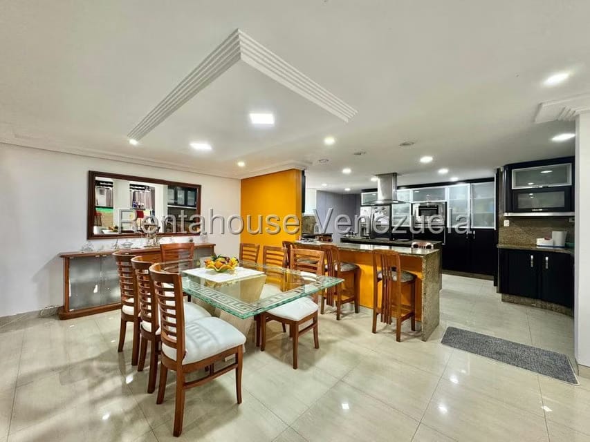 Apartamento (Penthouse) en Venta en La Urbina, Distrito Metropolitano - 23