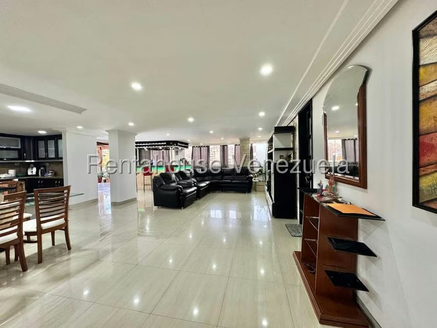 Apartamento (Penthouse) en Venta en La Urbina, Distrito Metropolitano - 25