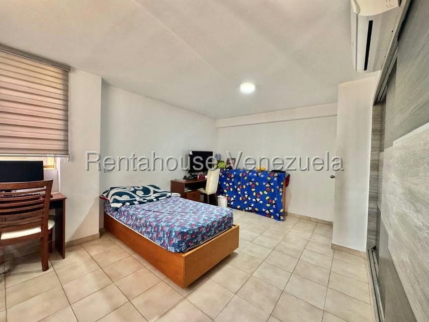 Apartamento (Penthouse) en Venta en La Urbina, Distrito Metropolitano - 43