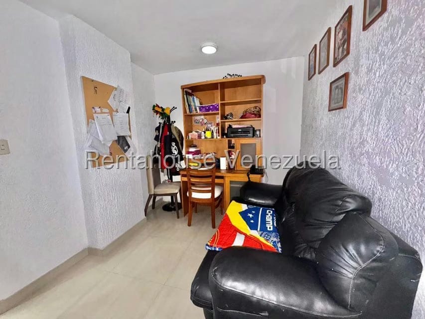Apartamento (Penthouse) en Venta en La Urbina, Distrito Metropolitano - 48