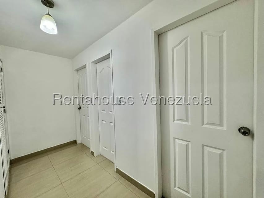 Apartamento (Penthouse) en Venta en La Urbina, Distrito Metropolitano - 52