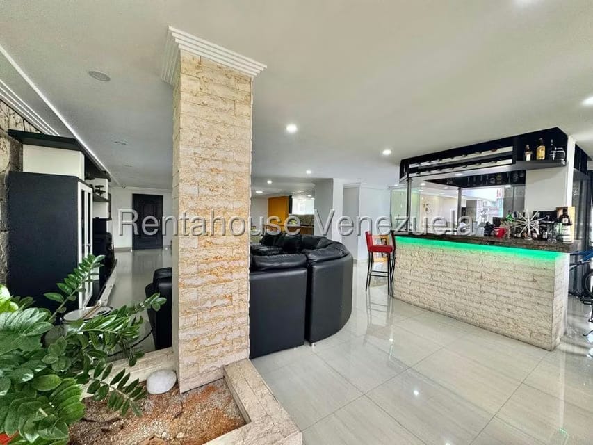 Apartamento (Penthouse) en Venta en La Urbina, Distrito Metropolitano - 8