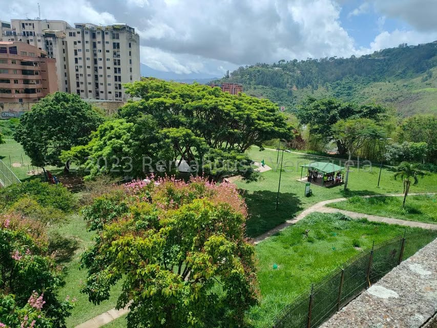 Apartamento (1 Nivel) en Venta en Guaicay, Distrito Metropolitano - 11