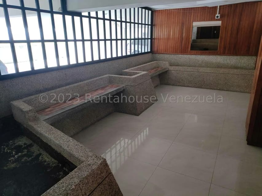 Apartamento (1 Nivel) en Venta en Guaicay, Distrito Metropolitano - 3