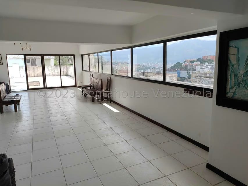 Apartamento (1 Nivel) en Venta en Guaicay, Distrito Metropolitano - 9