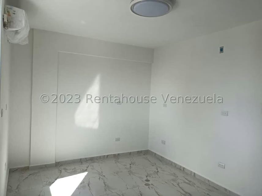 Comercial (Consultorio Medico) en Venta en Los Sauces, Carabobo - 12