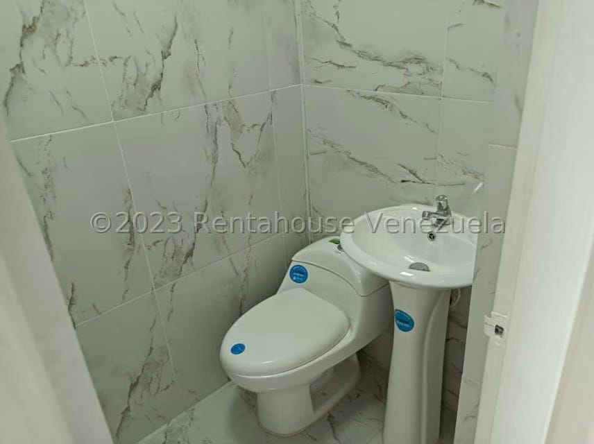Comercial (Consultorio Medico) en Venta en Los Sauces, Carabobo - 17