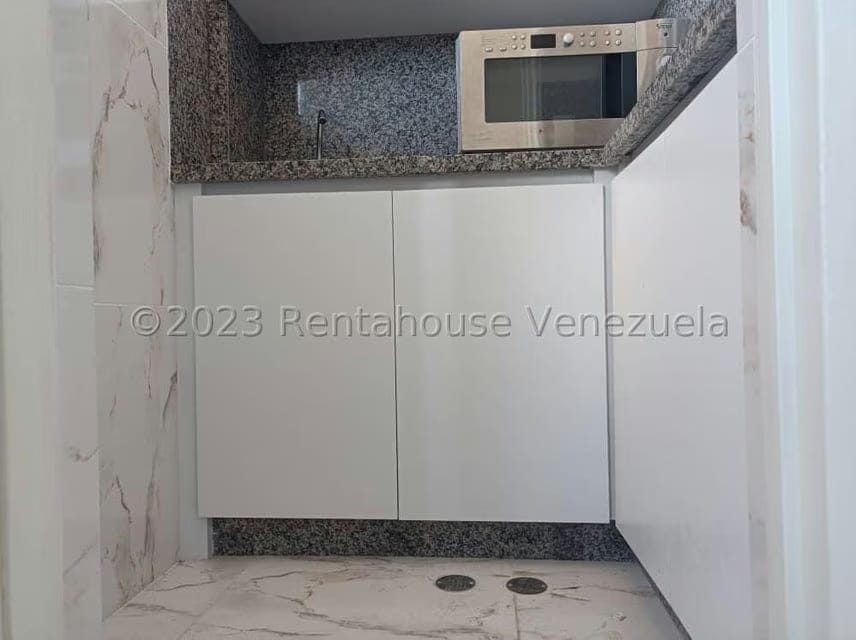 Comercial (Consultorio Medico) en Venta en Los Sauces, Carabobo - 24
