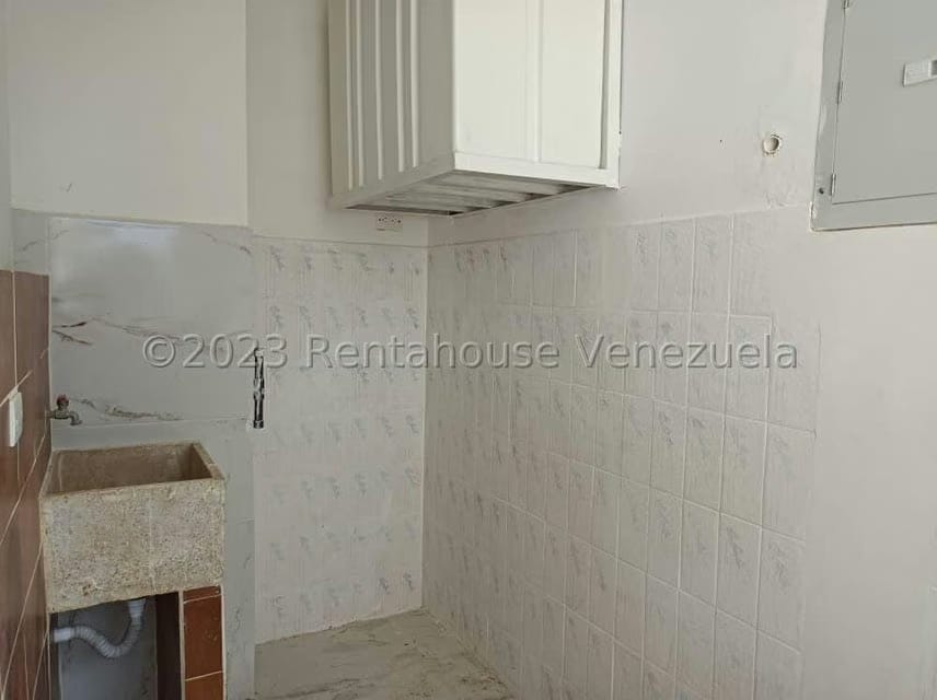 Comercial (Consultorio Medico) en Venta en Los Sauces, Carabobo - 27