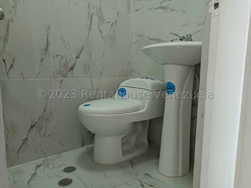 Comercial (Consultorio Medico) en Venta en Los Sauces, Carabobo - 30