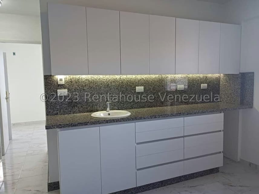 Comercial (Consultorio Medico) en Venta en Los Sauces, Carabobo - 37
