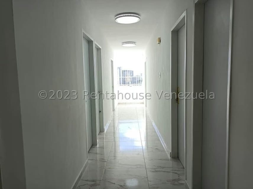 Comercial (Consultorio Medico) en Venta en Los Sauces, Carabobo - 5