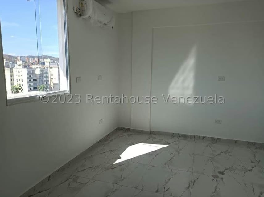Comercial (Consultorio Medico) en Venta en Los Sauces, Carabobo - 9