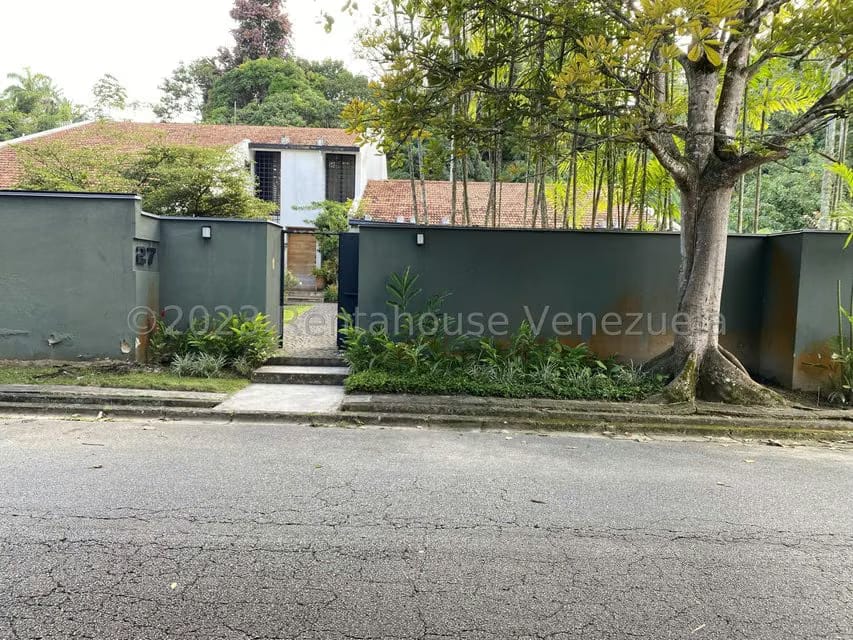 Casa (Multipes Niveles) en Venta en La Lagunita Country Club, Distrito Metropolitano