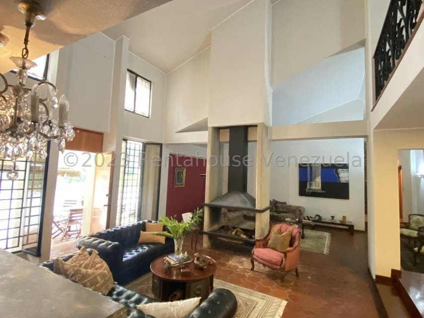 Casa (Multipes Niveles) en Venta en La Lagunita Country Club, Distrito Metropolitano - 19