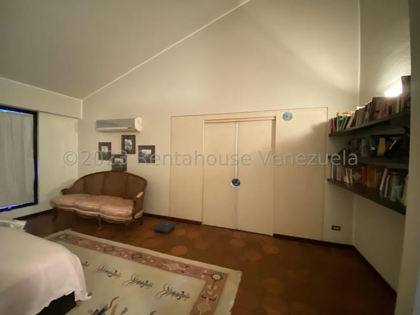 Casa (Multipes Niveles) en Venta en La Lagunita Country Club, Distrito Metropolitano - 36