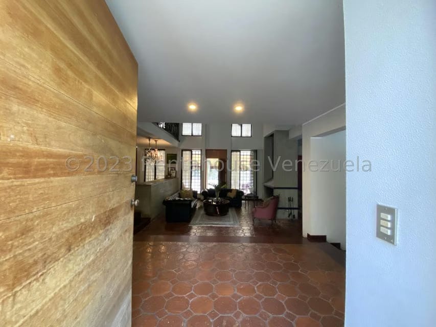 Casa (Multipes Niveles) en Venta en La Lagunita Country Club, Distrito Metropolitano - 5