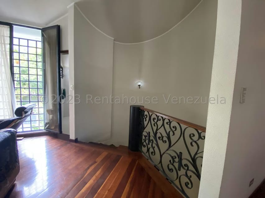 Casa (Multipes Niveles) en Venta en La Lagunita Country Club, Distrito Metropolitano - 55