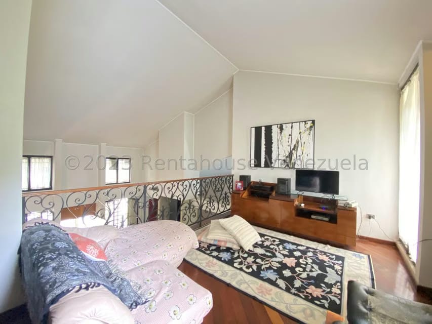 Casa (Multipes Niveles) en Venta en La Lagunita Country Club, Distrito Metropolitano - 57