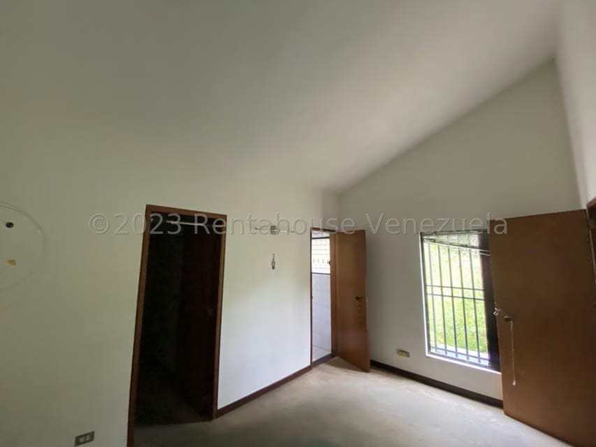Casa (Multipes Niveles) en Venta en La Lagunita Country Club, Distrito Metropolitano - 66