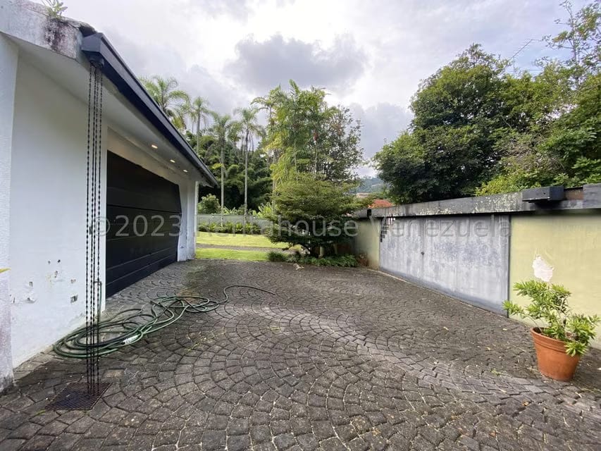 Casa (Multipes Niveles) en Venta en La Lagunita Country Club, Distrito Metropolitano - 74