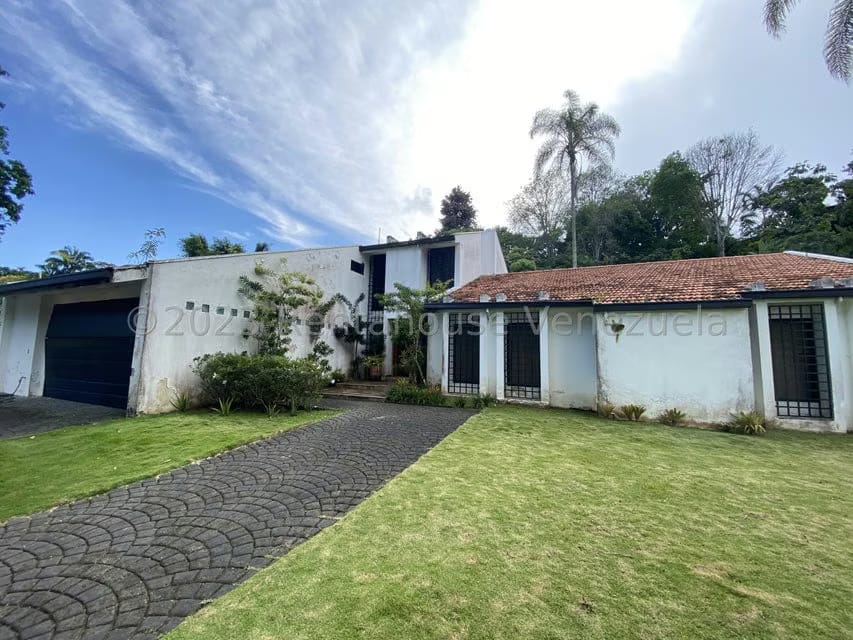 Casa (Multipes Niveles) en Venta en La Lagunita Country Club, Distrito Metropolitano - 93