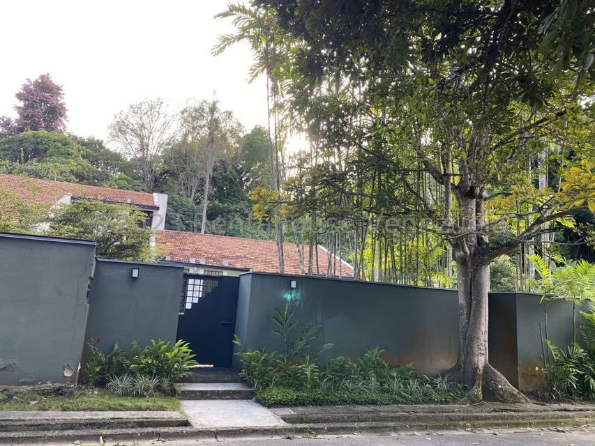 Casa (Multipes Niveles) en Venta en La Lagunita Country Club, Distrito Metropolitano - 99