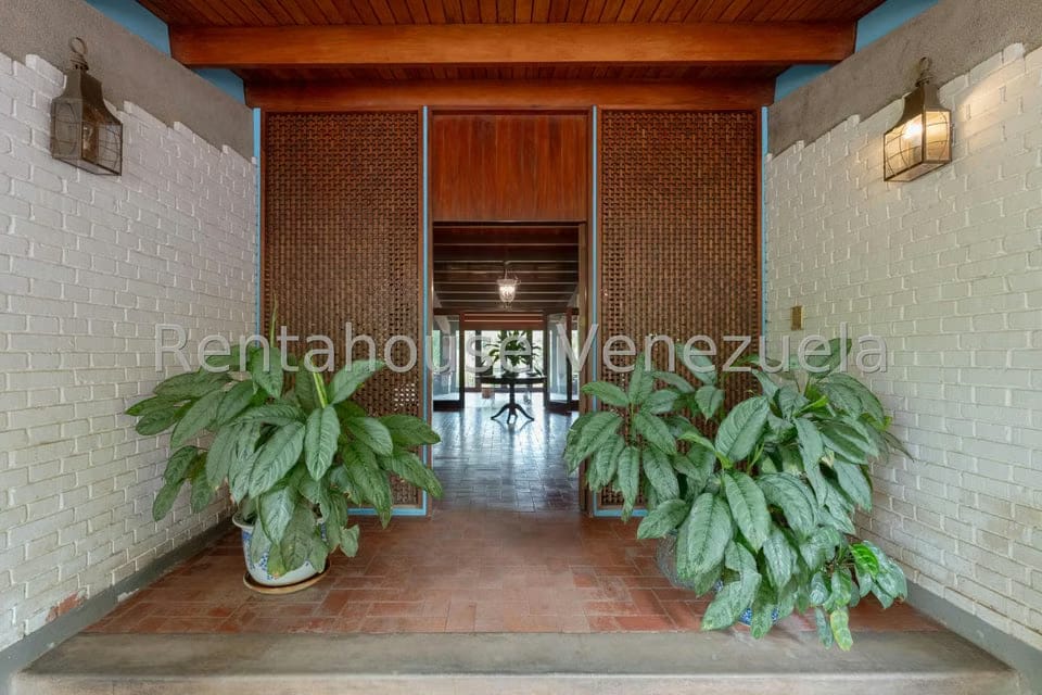 Casa (1 Nivel) en Venta en Los Campitos, Distrito Metropolitano - 2