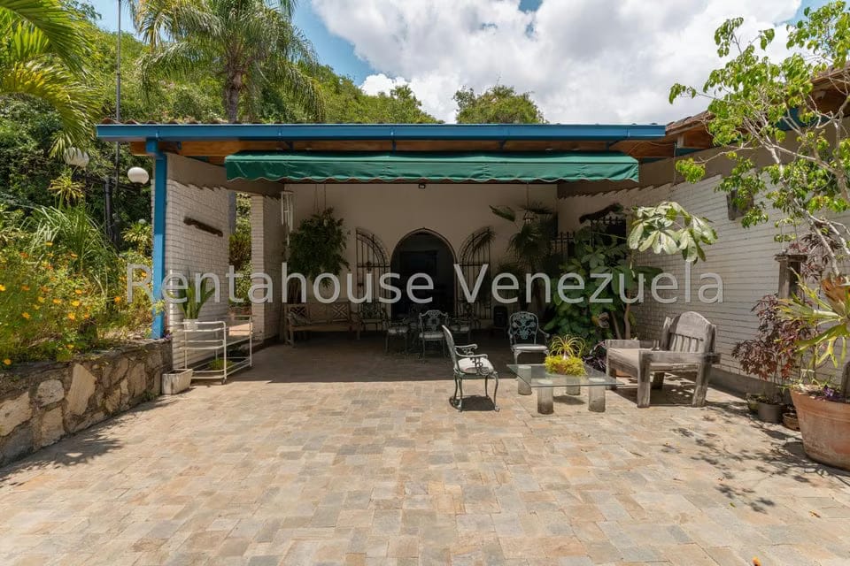Casa (1 Nivel) en Venta en Los Campitos, Distrito Metropolitano - 31