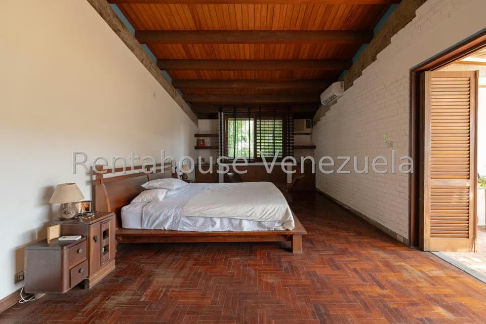 Casa (1 Nivel) en Venta en Los Campitos, Distrito Metropolitano - 36