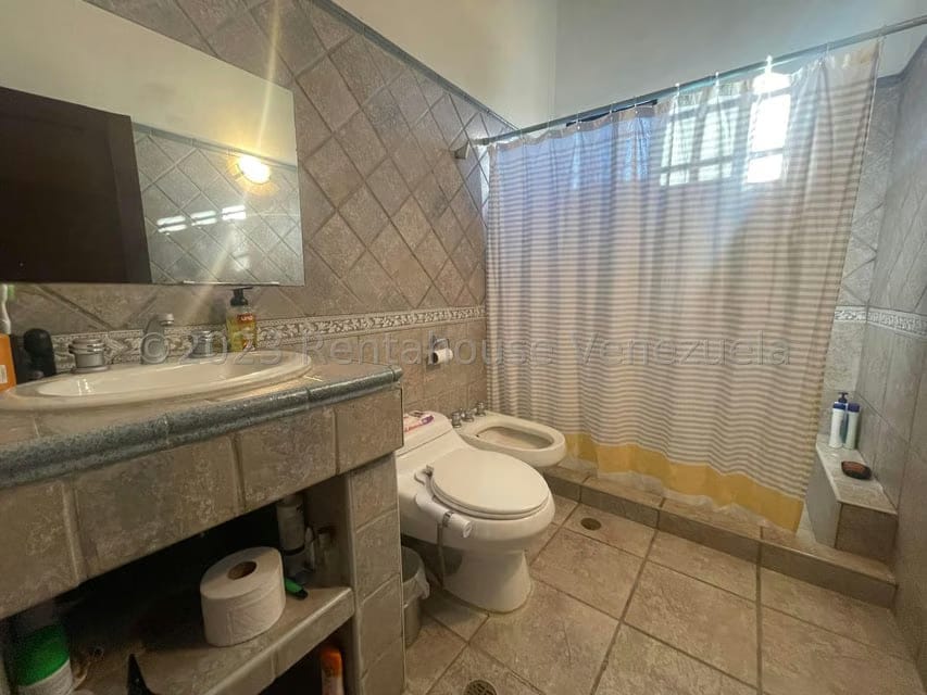 Casa (Multipes Niveles) en Venta en La Union, Distrito Metropolitano - 47