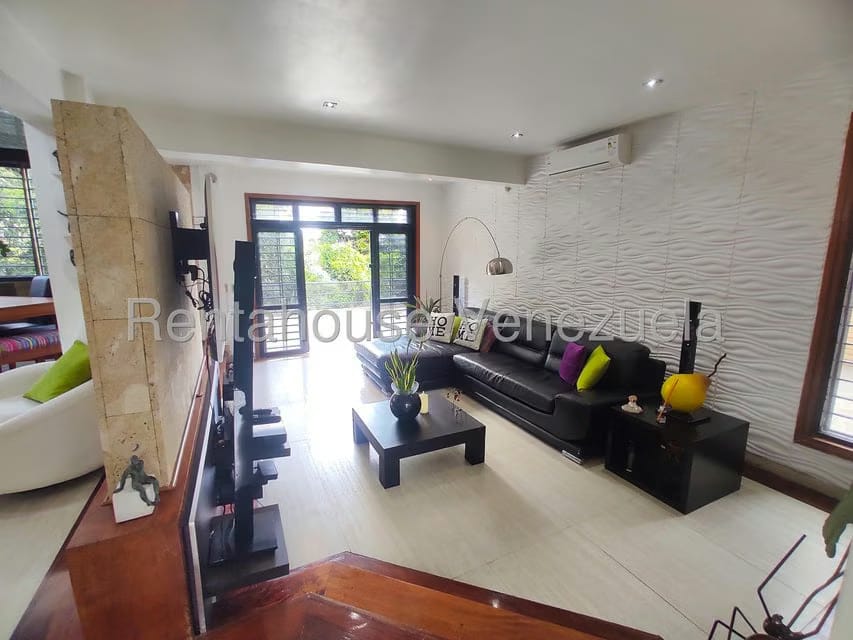 Casa (Duplex) en Venta en Monte Claro, Distrito Metropolitano - 16