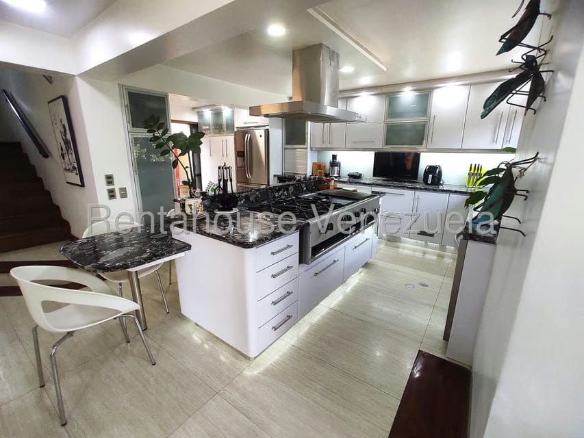 Casa (Duplex) en Venta en Monte Claro, Distrito Metropolitano - 10