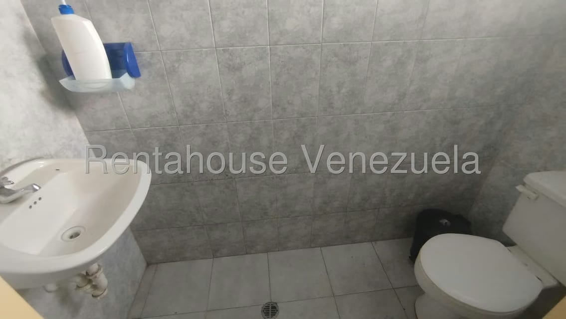 Comercial (Oficina) en Alquiler en Municipio Guaicaipuro, Miranda - 12